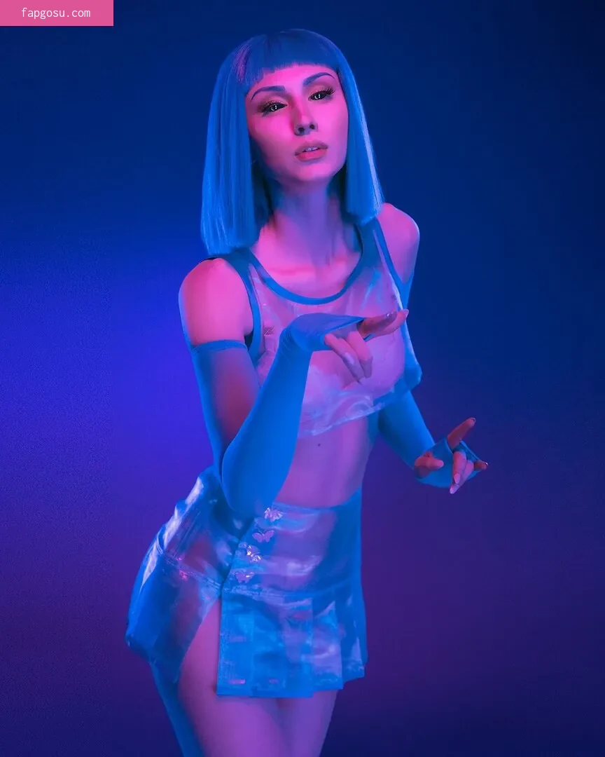 Lauren DeLorean