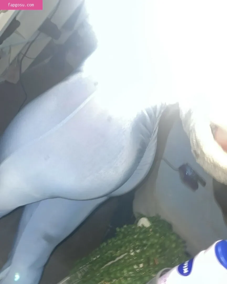 Leahhenden1