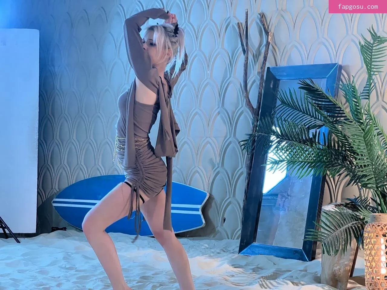 LENivayaAya