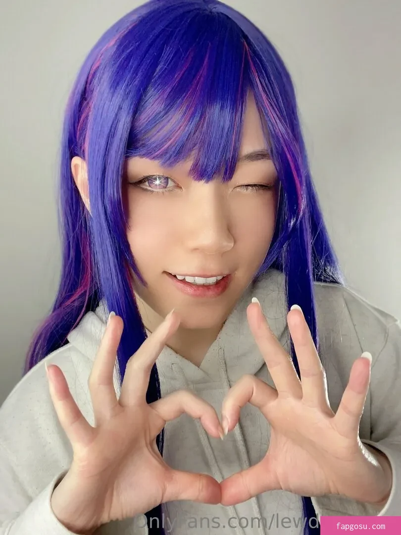 Lewdkittenxo