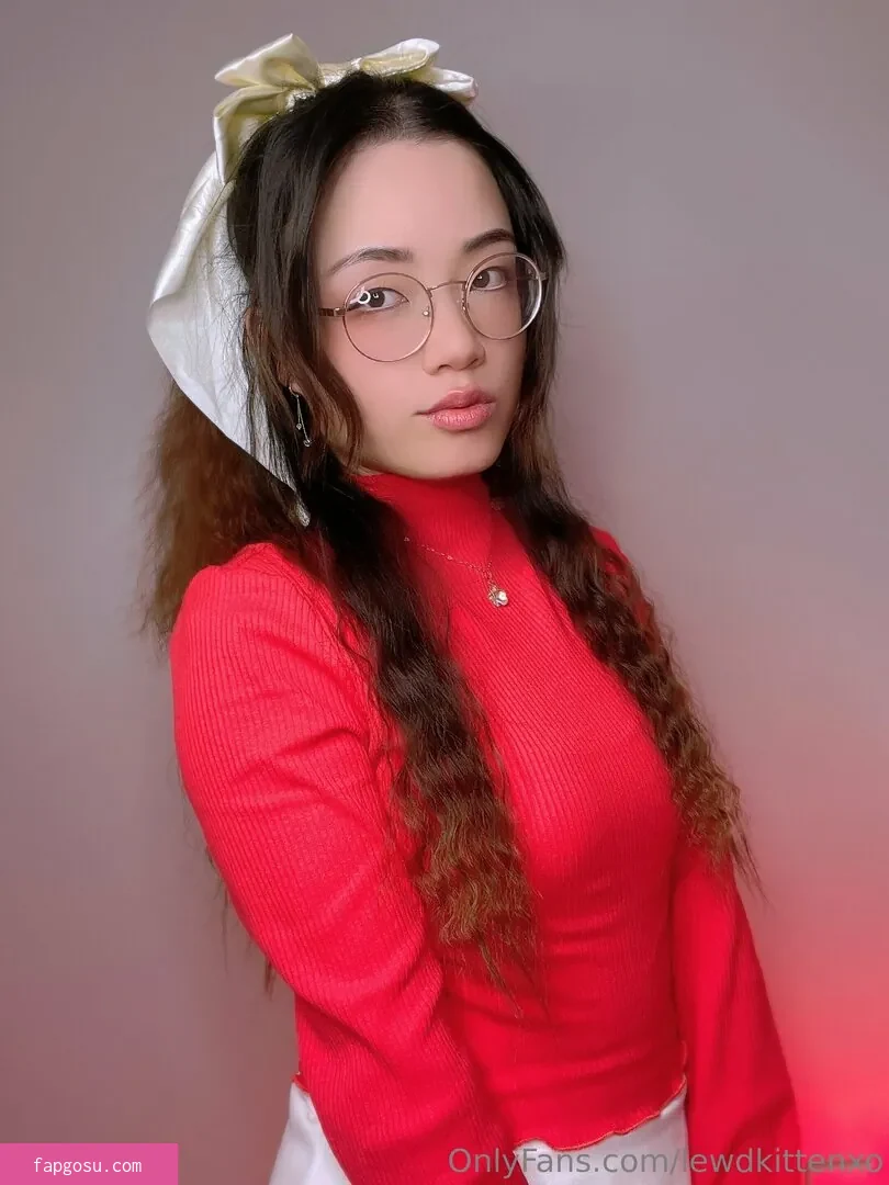 Lewdkittenxo