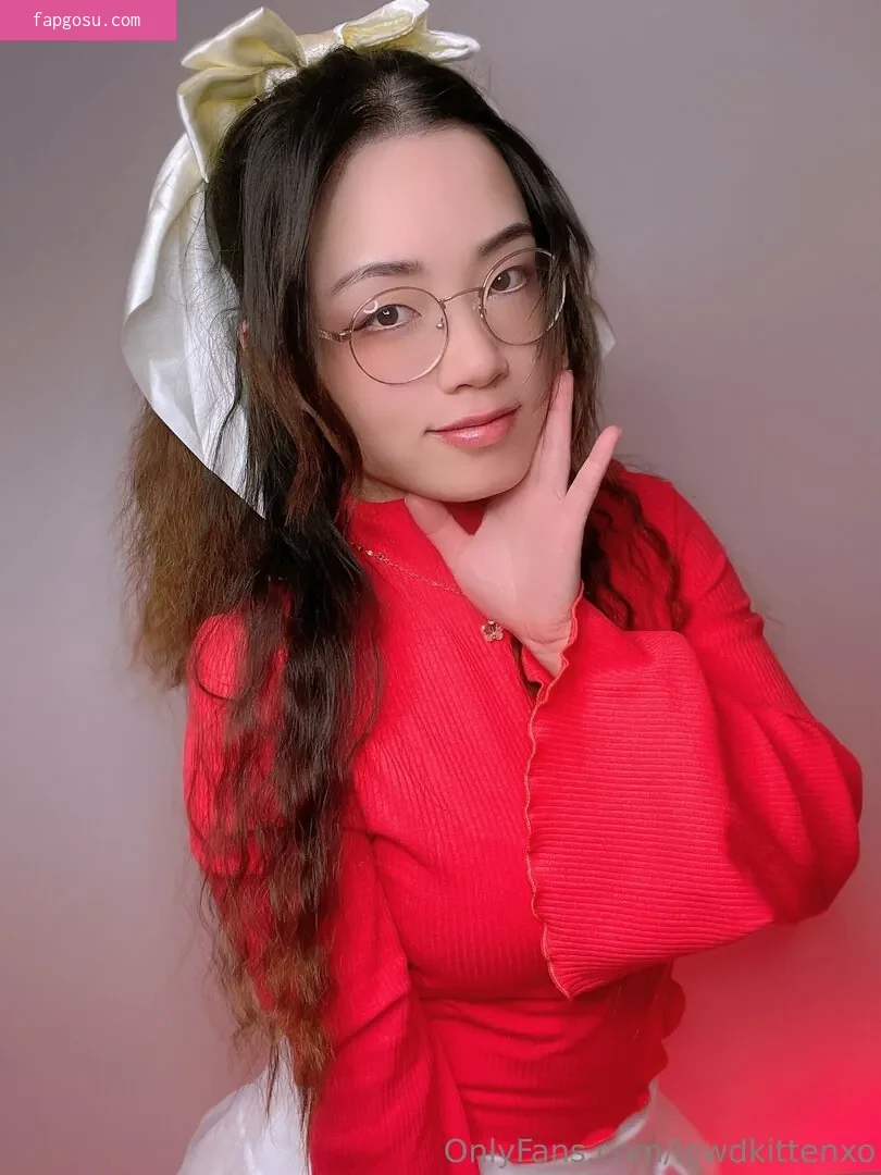 Lewdkittenxo