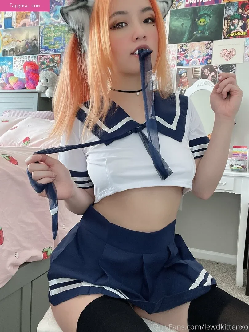 Lewdkittenxo