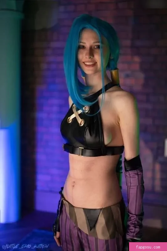 little_emo_kitten