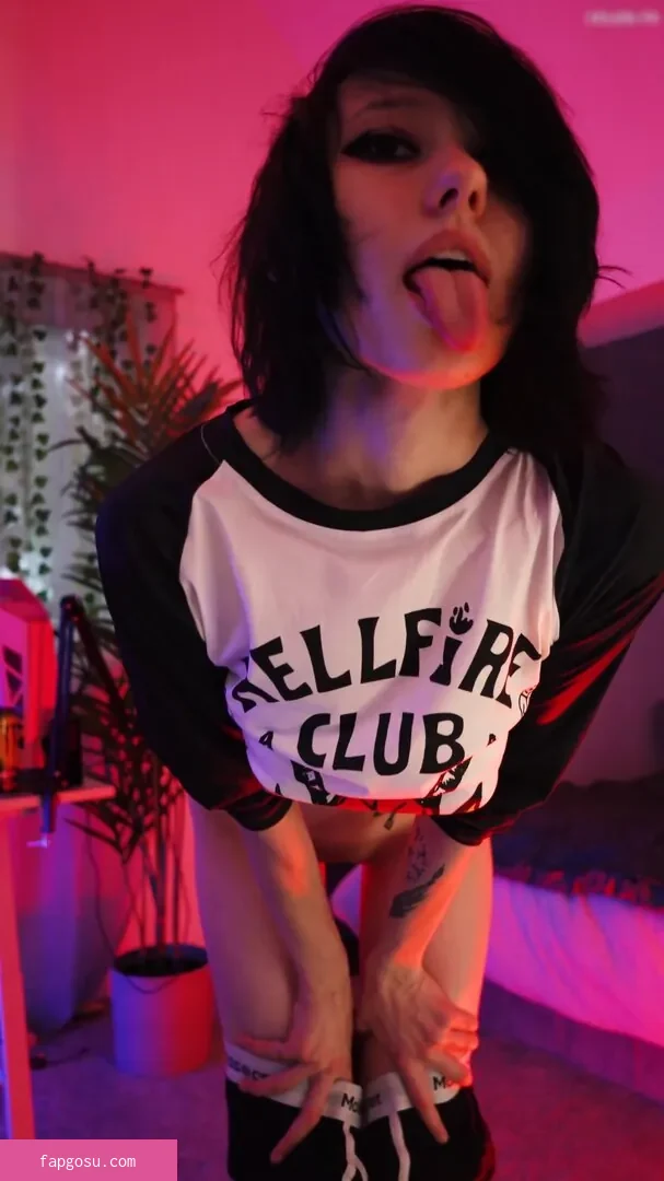 little_emo_kitten