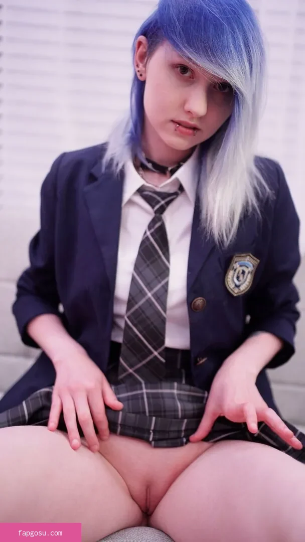 little_emo_kitten