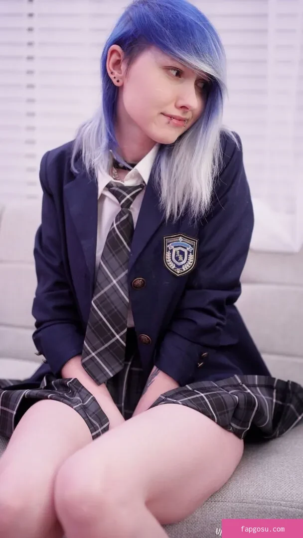 little_emo_kitten