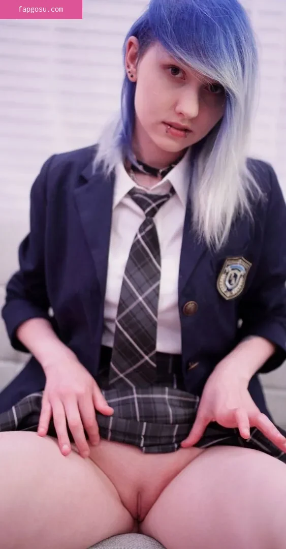 little_emo_kitten