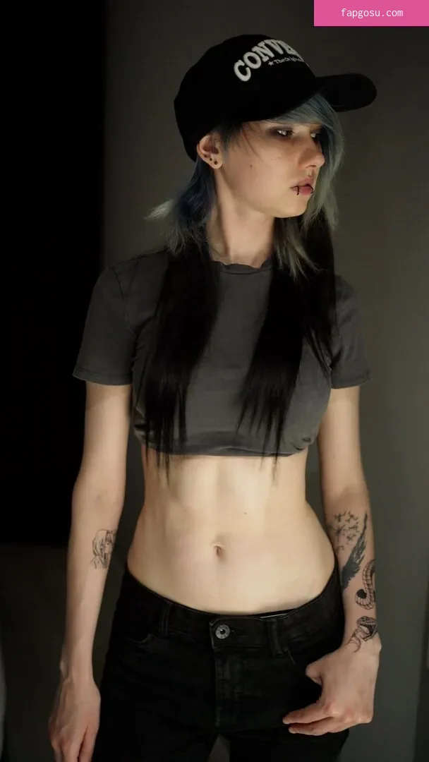 little_emo_kitten