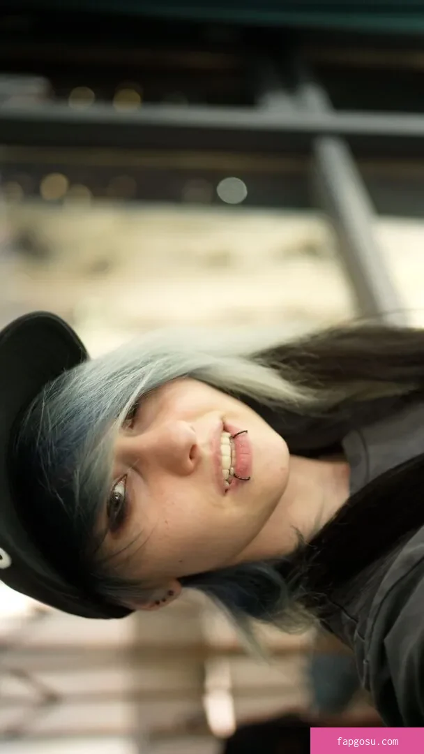 little_emo_kitten