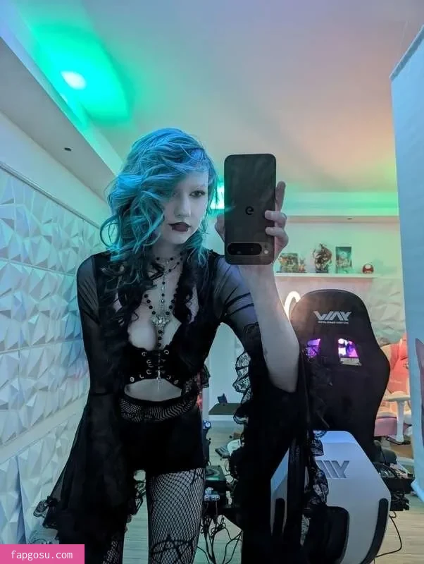 little_emo_kitten