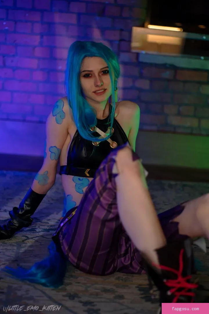 little_emo_kitten