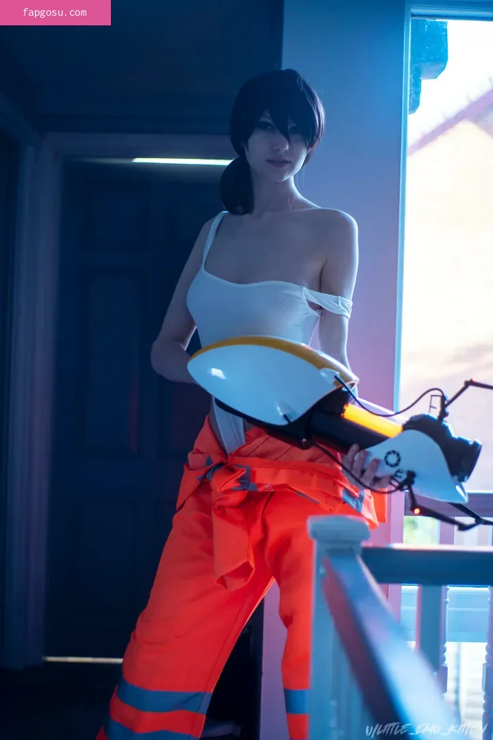 little_emo_kitten - Photo #929