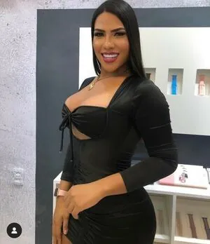 Lia Ferraz ???? content
