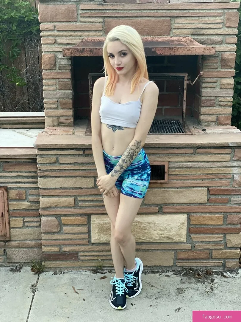 Lola Fae