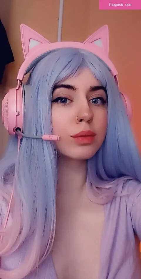 Lola Fawn