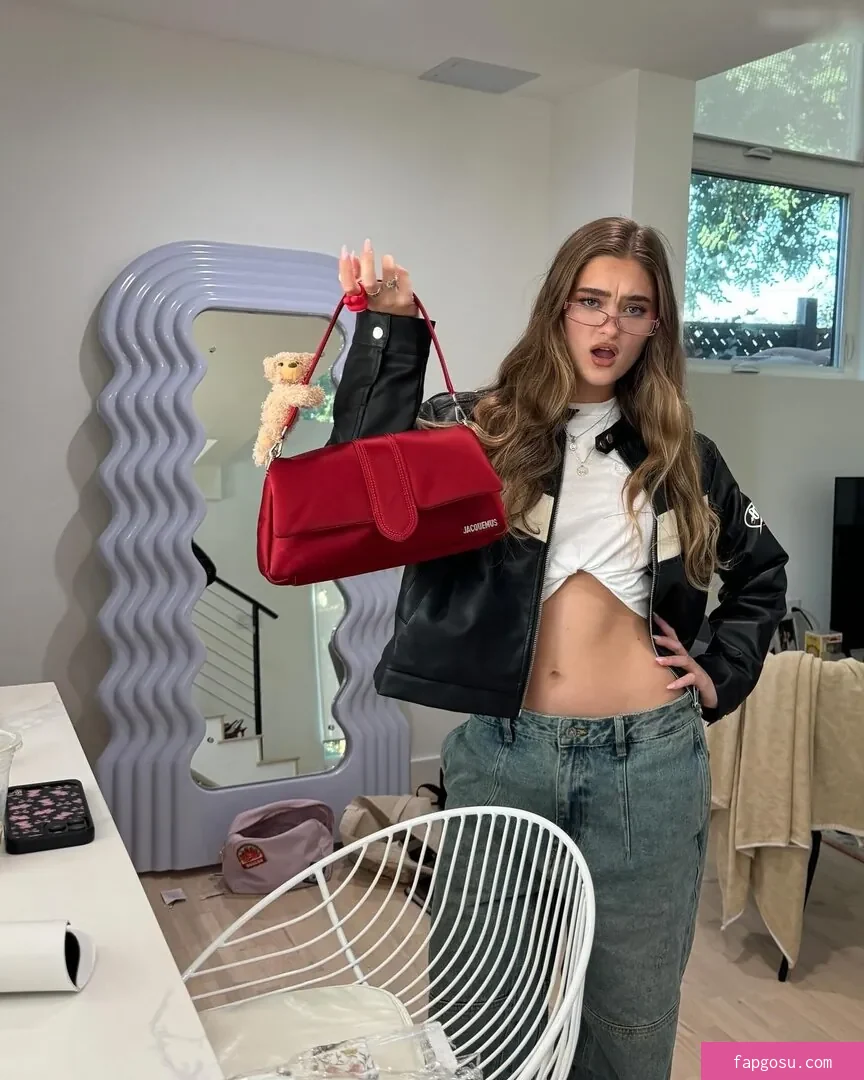 Lizzy Greene