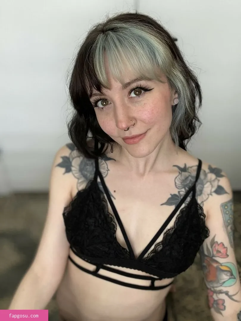Lilhoneybeee