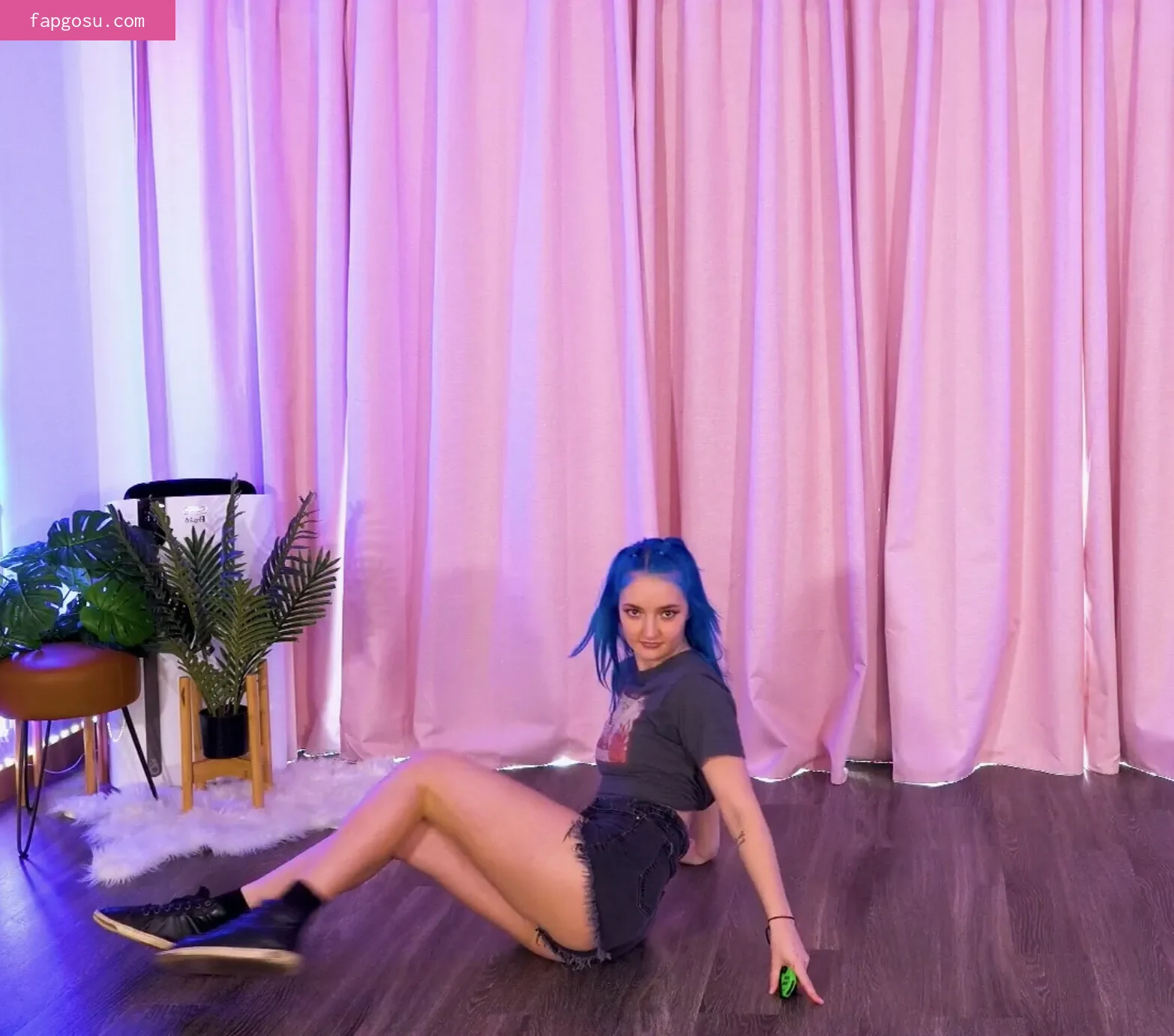 Littlesiha - Photo #420