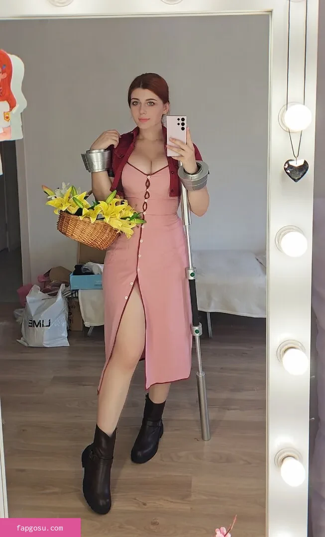Liz Joestar