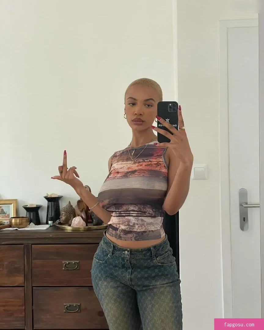 Layla (Laila Darboe)