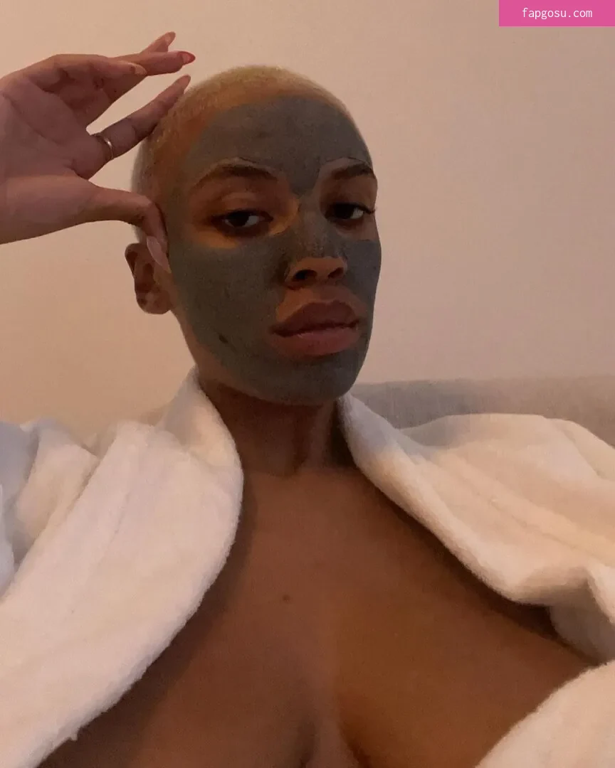 Layla (Laila Darboe)
