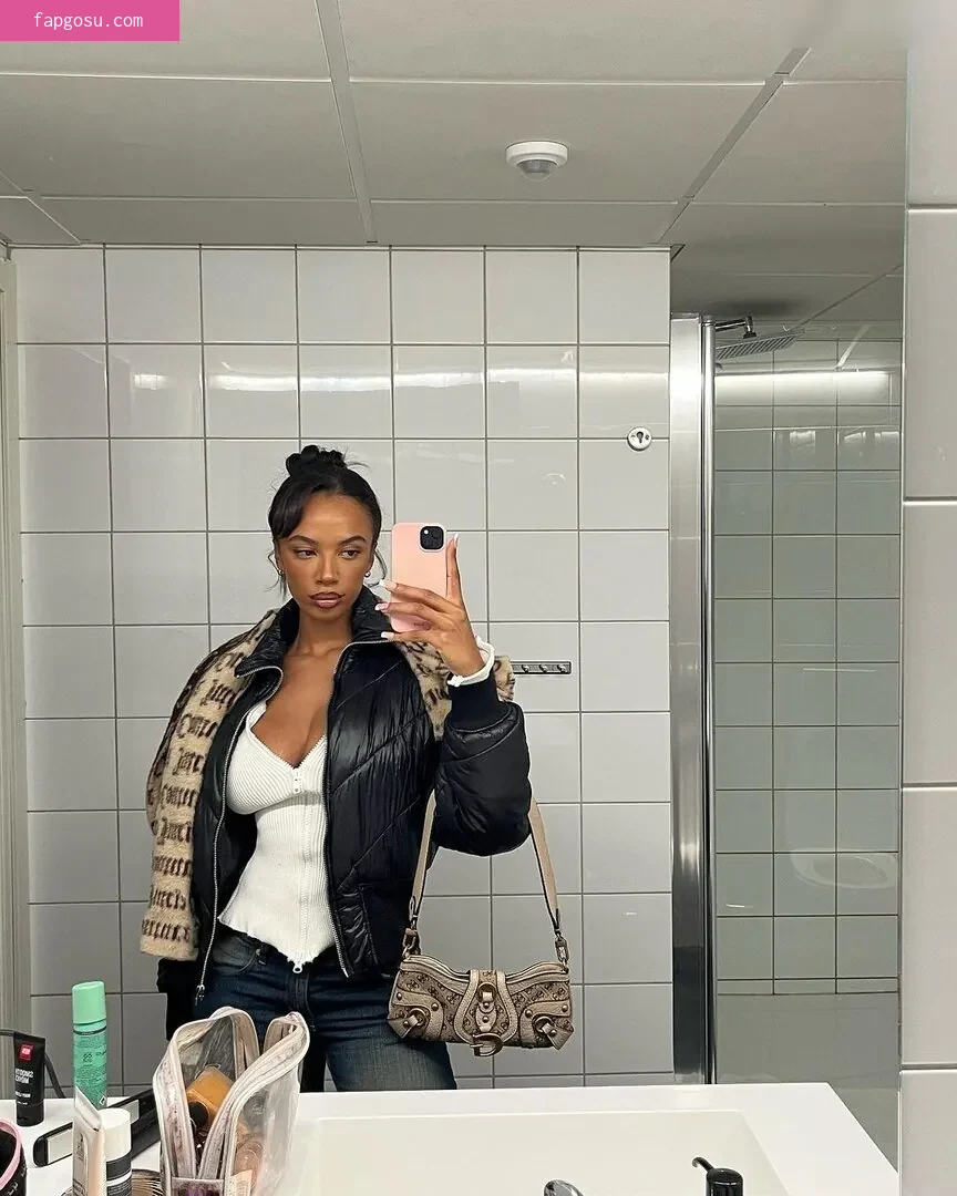 Layla (Laila Darboe)