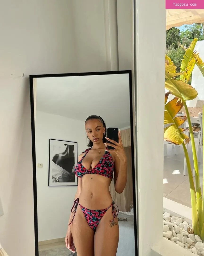 Layla (Laila Darboe)