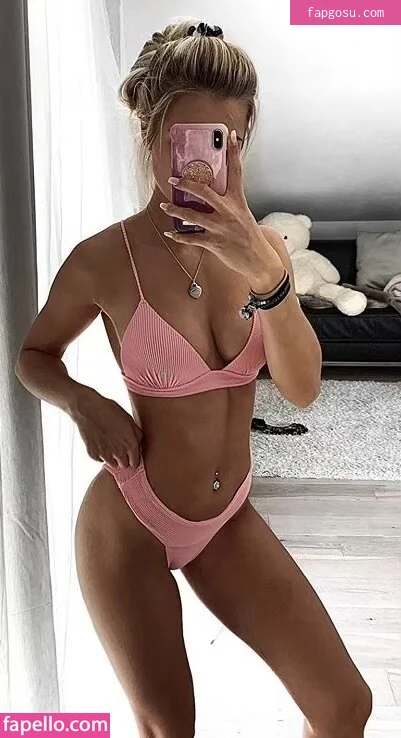 Laura Michelle