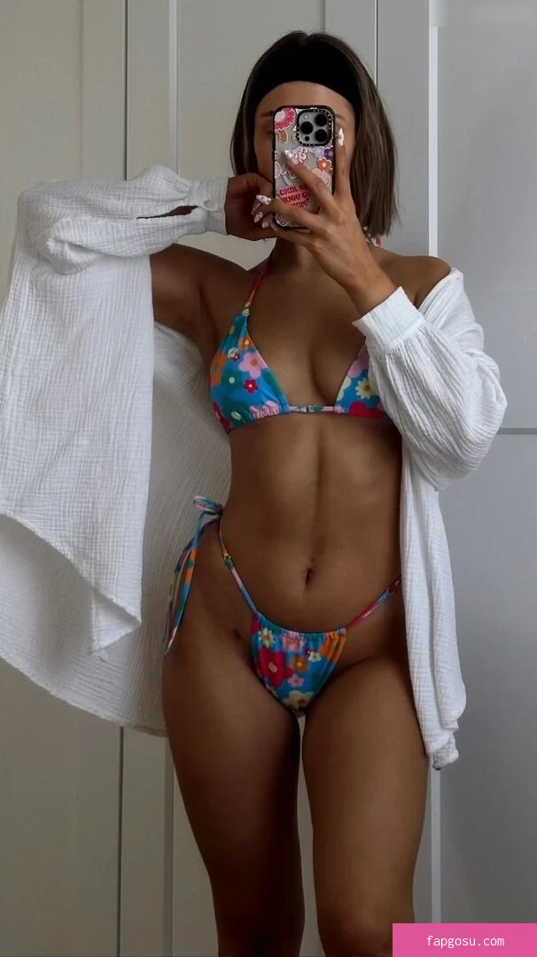 Laura Michelle