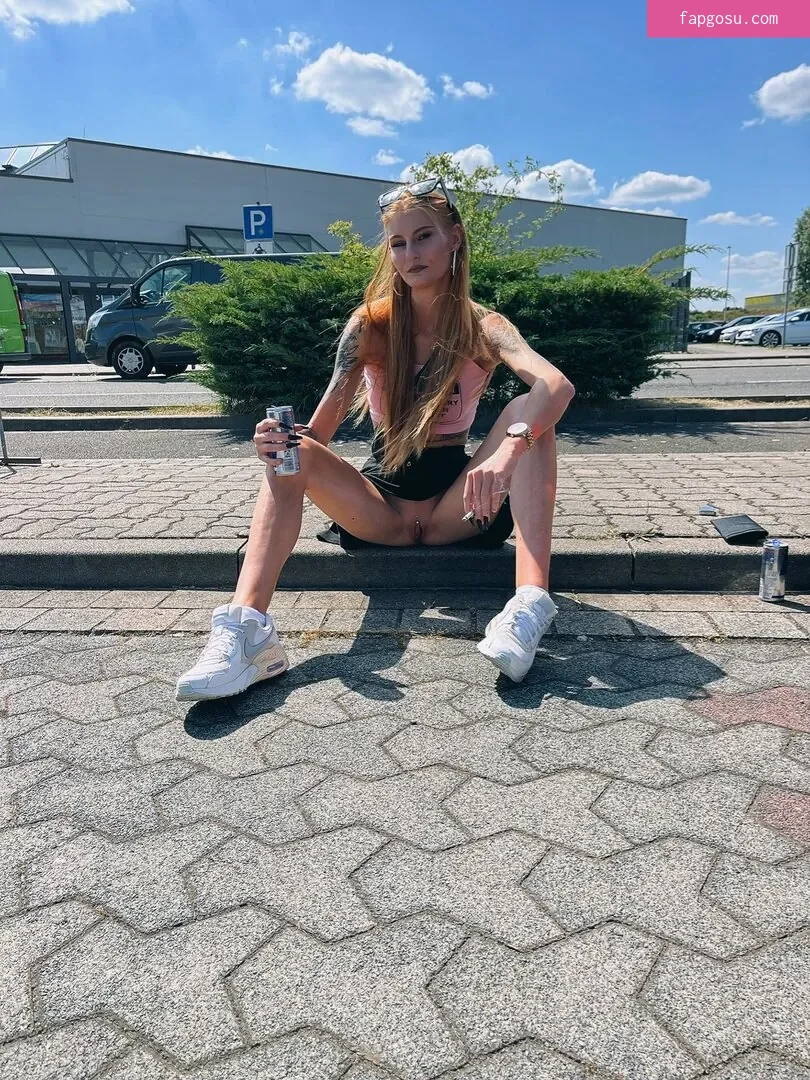 Lessia Mia
