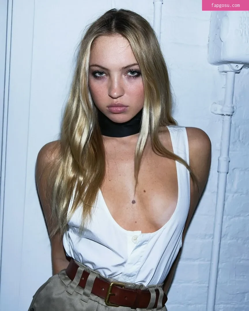 Lila Moss