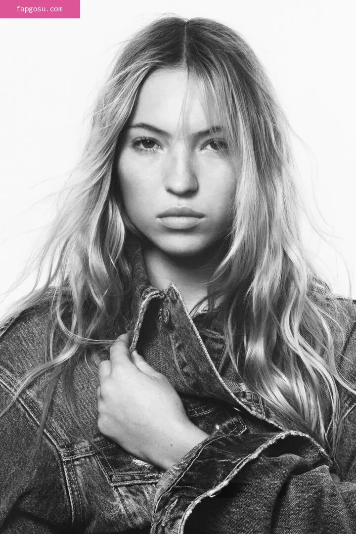 Lila Moss