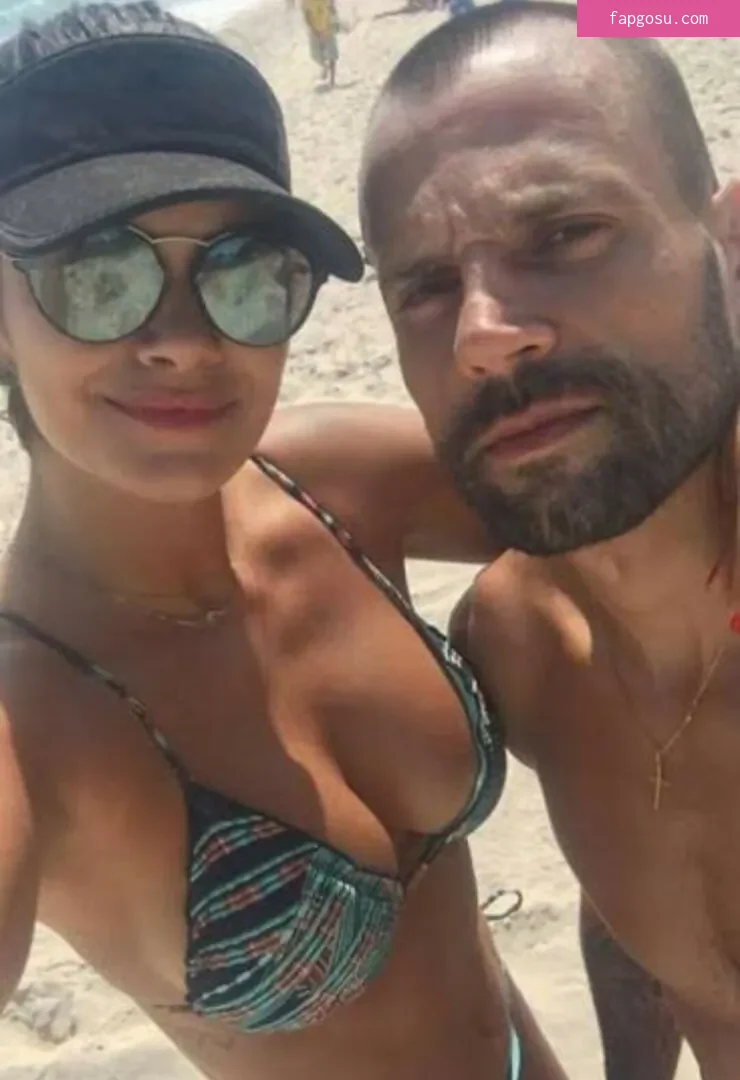 Lara Nobre