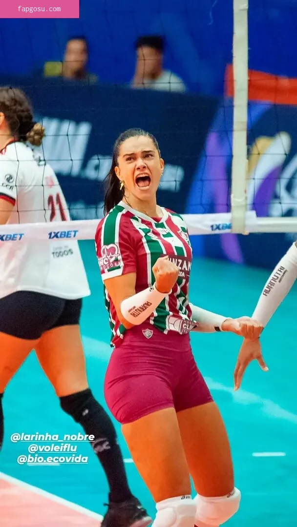 Lara Nobre