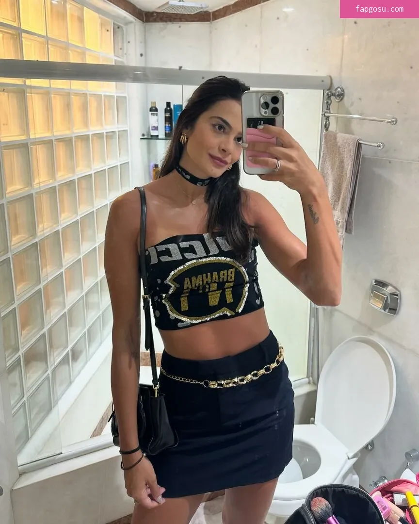 Lara Nobre
