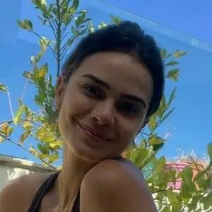 Lara Nobre