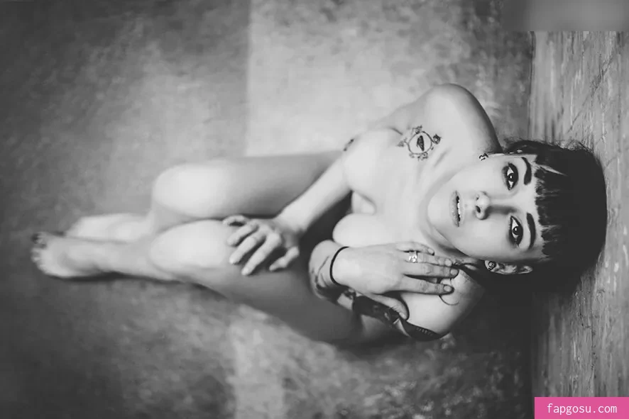 Leah Obscure - Photo #19