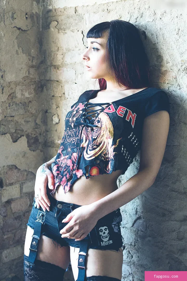 Leah Obscure - Photo #21