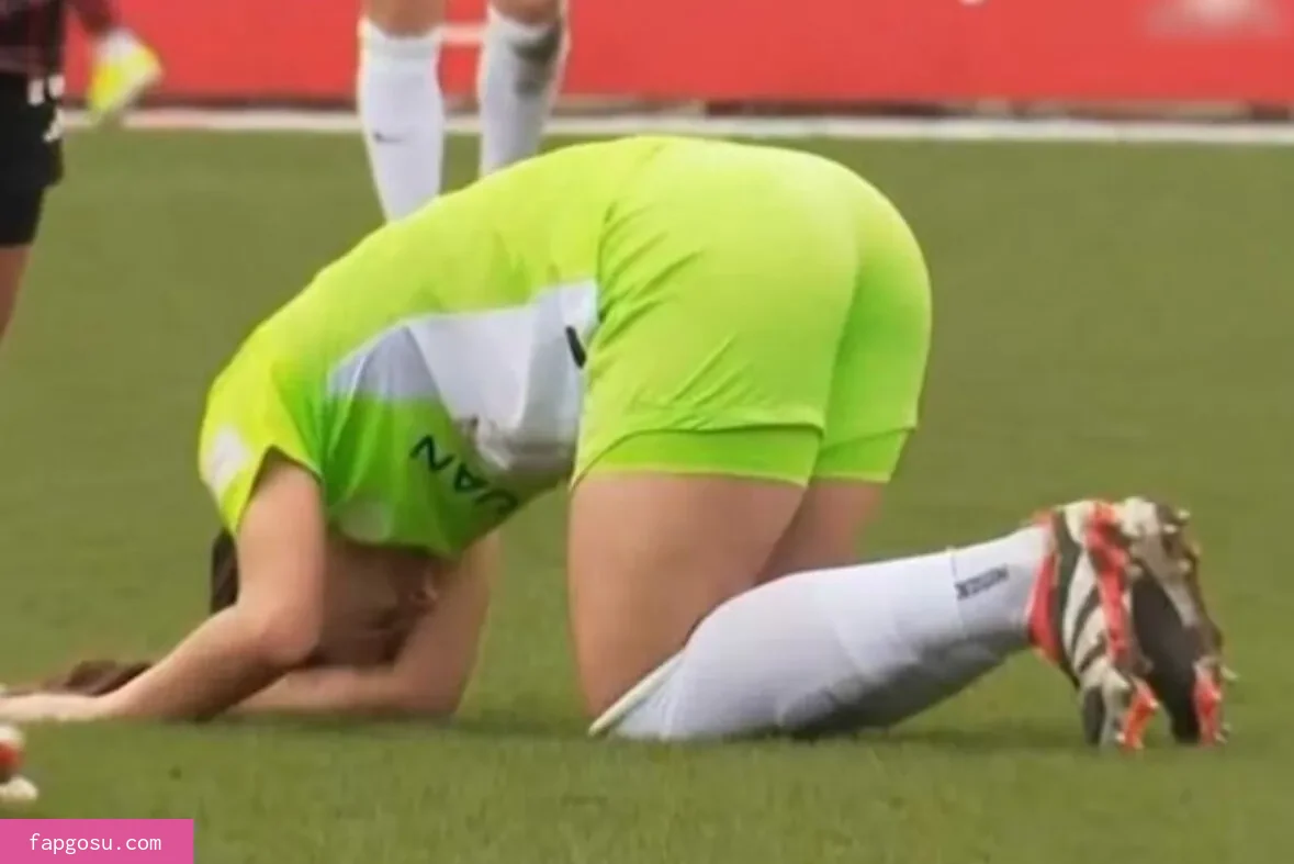 Lena Oberdorf