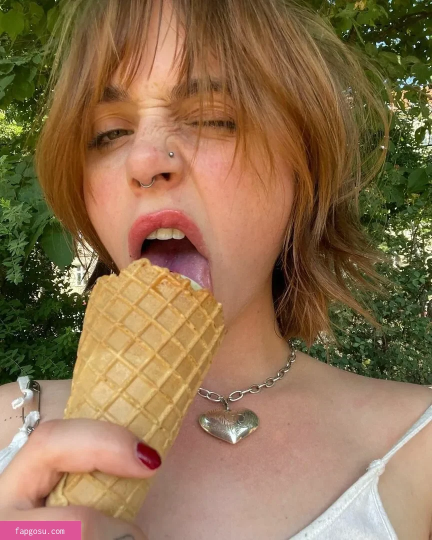 lolabllue