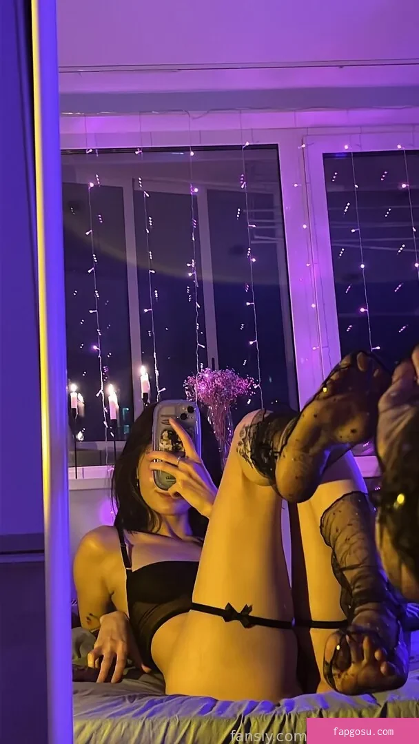 loonassoftfeet