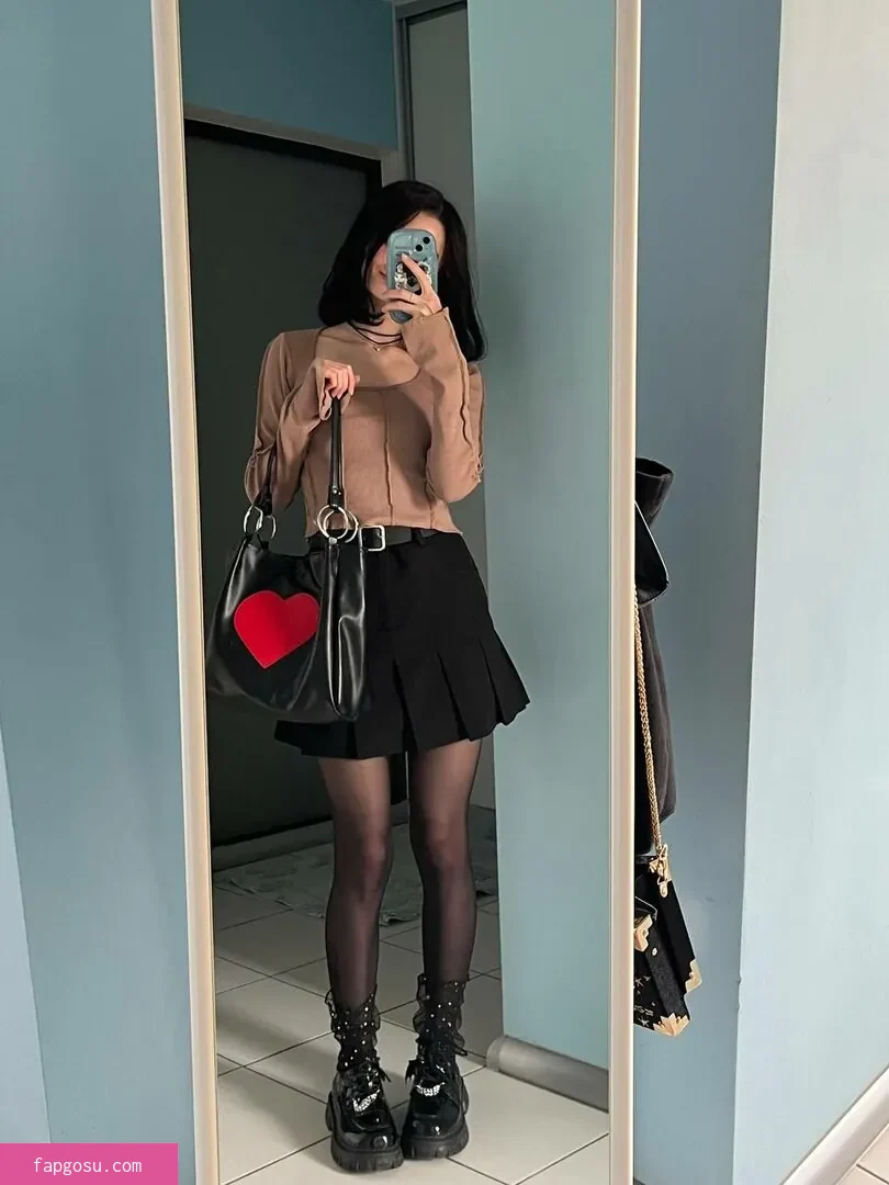 loonassoftfeet