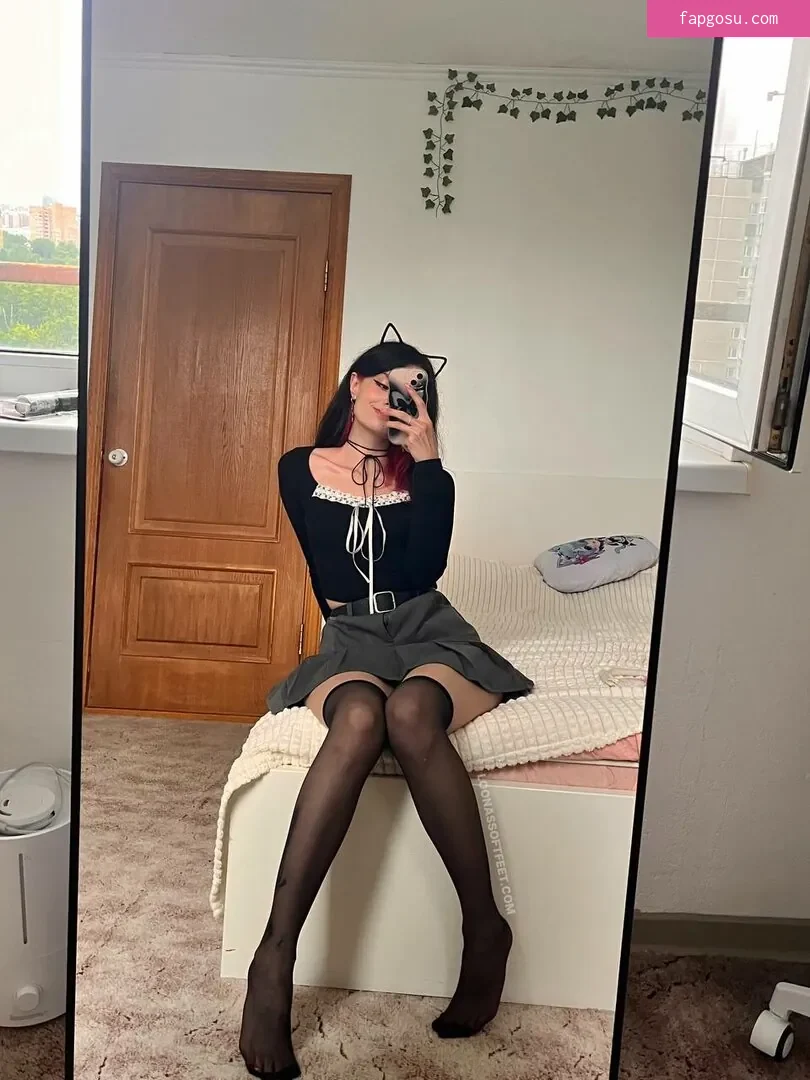 loonassoftfeet
