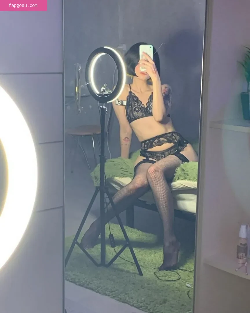 loonassoftfeet