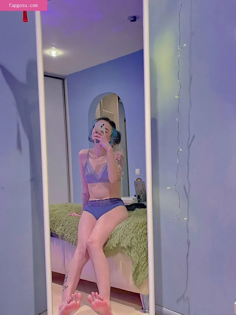 loonassoftfeet