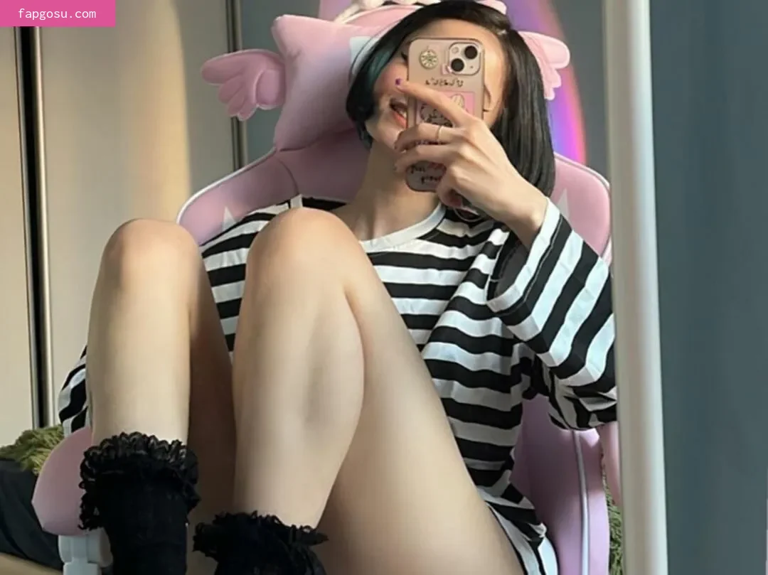 loonassoftfeet
