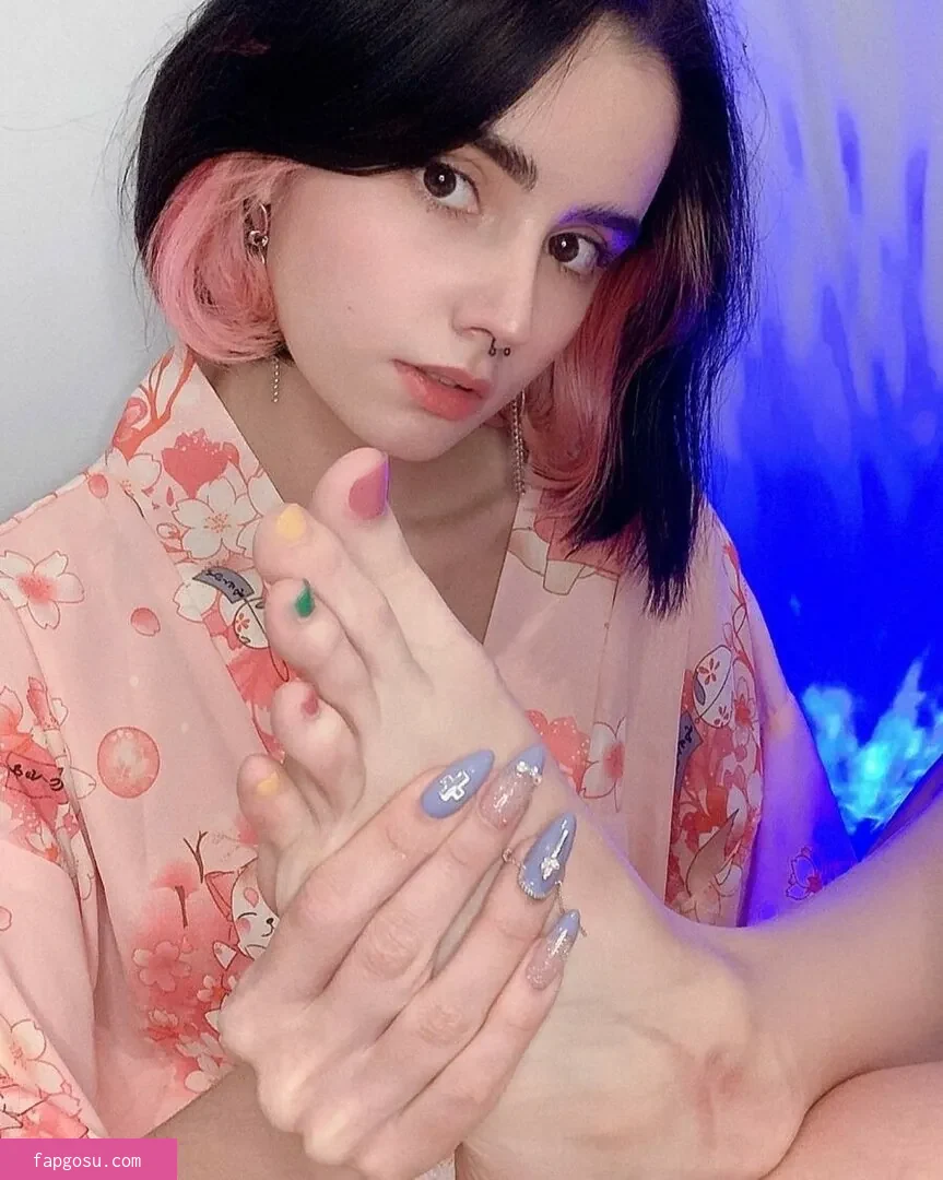 loonassoftfeet