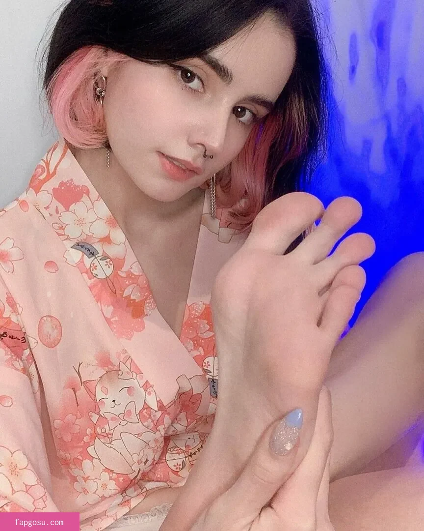 loonassoftfeet