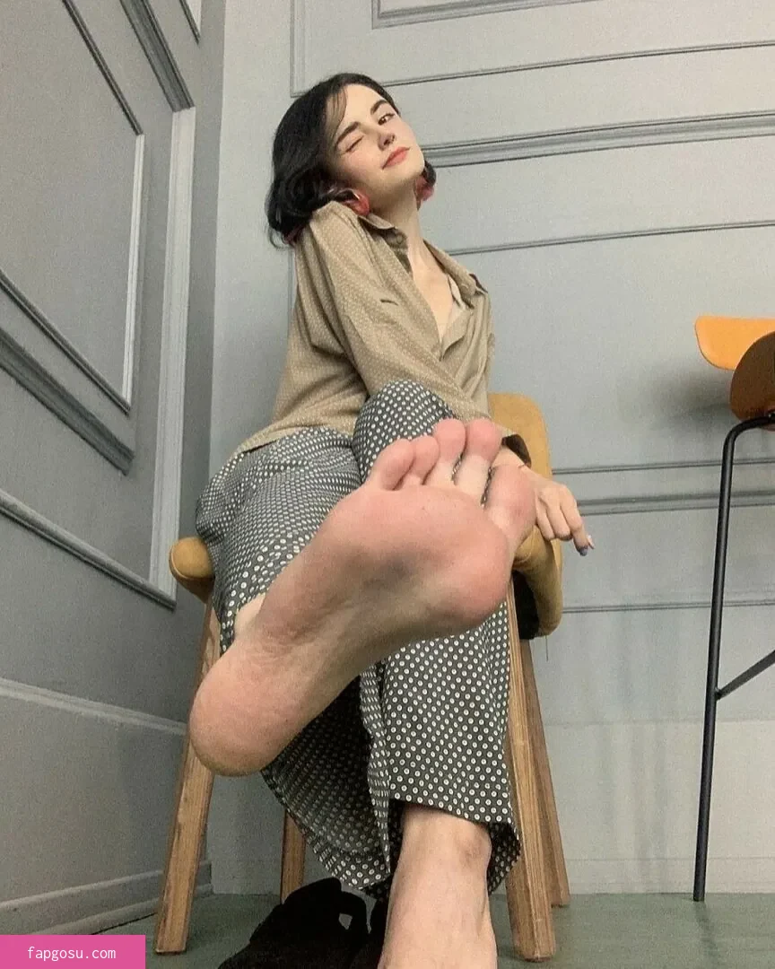 loonassoftfeet